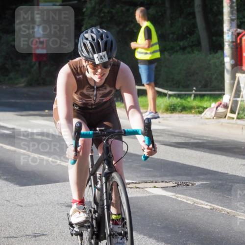 08.09.2024 - Stadtparktriathlon Zöllner http://msf.ph/oto/6984038 08.09.2024 09:43:44 Radfahren 141, 143 meine-sportfotos.de