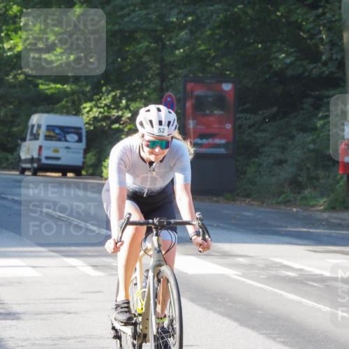 08.09.2024 - Stadtparktriathlon Zöllner http://msf.ph/oto/6984055 08.09.2024 09:44:09 Radfahren 52 meine-sportfotos.de