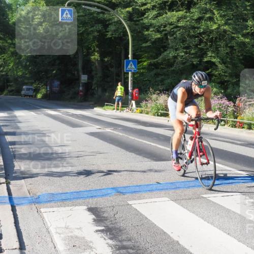 08.09.2024 - Stadtparktriathlon Zöllner http://msf.ph/oto/6984130 08.09.2024 09:48:30 Radfahren 221 meine-sportfotos.de