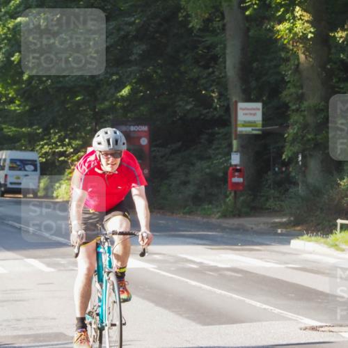 08.09.2024 - Stadtparktriathlon Zöllner http://msf.ph/oto/6984148 08.09.2024 09:49:06 Radfahren 201 meine-sportfotos.de