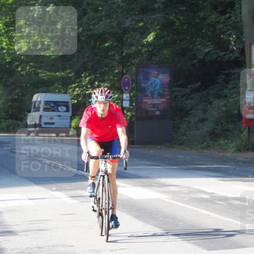 08.09.2024 - Stadtparktriathlon Zöllner http://msf.ph/oto/6984190 08.09.2024 09:49:53 Radfahren 234 meine-sportfotos.de