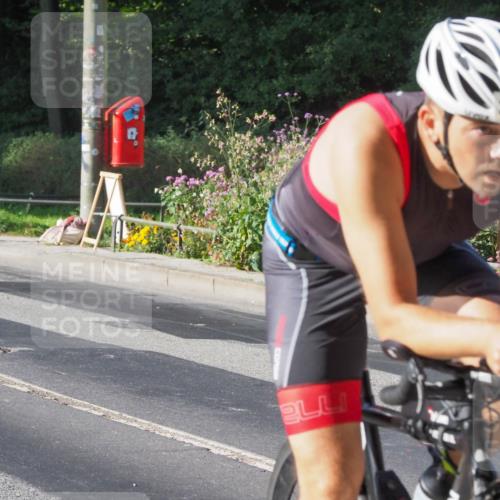 08.09.2024 - Stadtparktriathlon Zöllner http://msf.ph/oto/6984224 08.09.2024 09:50:56 Radfahren 211, 217, 250, 256 meine-sportfotos.de