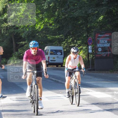 08.09.2024 - Stadtparktriathlon Zöllner http://msf.ph/oto/6984235 08.09.2024 09:51:01 Radfahren 211, 250, 256 meine-sportfotos.de