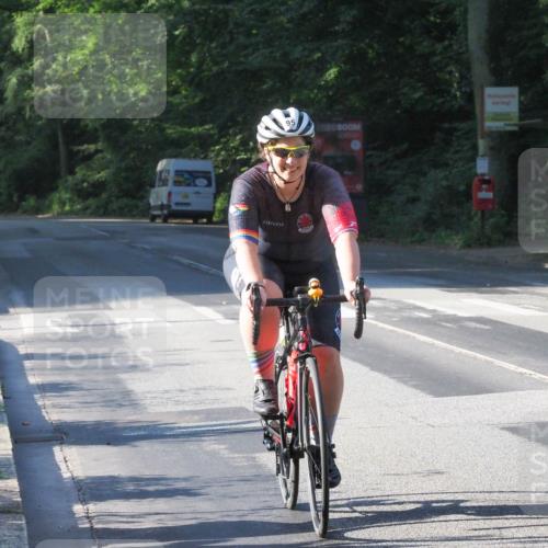 08.09.2024 - Stadtparktriathlon Zöllner http://msf.ph/oto/6984245 08.09.2024 09:51:12 Radfahren 95 meine-sportfotos.de
