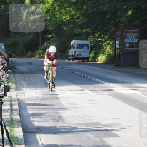 08.09.2024 - Stadtparktriathlon Zöllner http://msf.ph/oto/6984274 08.09.2024 09:51:32 Radfahren 205 meine-sportfotos.de