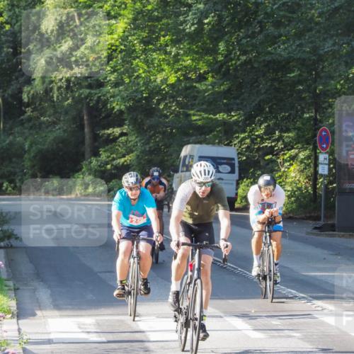 08.09.2024 - Stadtparktriathlon Zöllner http://msf.ph/oto/6984293 08.09.2024 09:51:48 Radfahren 193, 199, 200, 243 meine-sportfotos.de