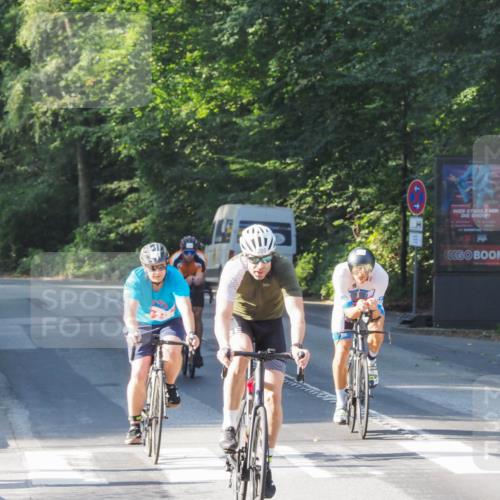 08.09.2024 - Stadtparktriathlon Zöllner http://msf.ph/oto/6984295 08.09.2024 09:51:48 Radfahren 193, 199, 200, 243 meine-sportfotos.de