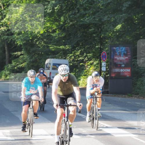 08.09.2024 - Stadtparktriathlon Zöllner http://msf.ph/oto/6984296 08.09.2024 09:51:48 Radfahren 193, 199, 200, 243 meine-sportfotos.de