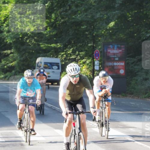 08.09.2024 - Stadtparktriathlon Zöllner http://msf.ph/oto/6984300 08.09.2024 09:51:48 Radfahren 193, 199, 200, 243 meine-sportfotos.de