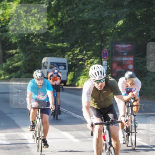 08.09.2024 - Stadtparktriathlon Zöllner http://msf.ph/oto/6984304 08.09.2024 09:51:48 Radfahren 193, 199, 200, 243 meine-sportfotos.de
