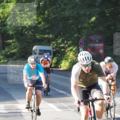 08.09.2024 - Stadtparktriathlon Zöllner http://msf.ph/oto/6984307 08.09.2024 09:51:49 Radfahren 193, 199, 200, 243 meine-sportfotos.de