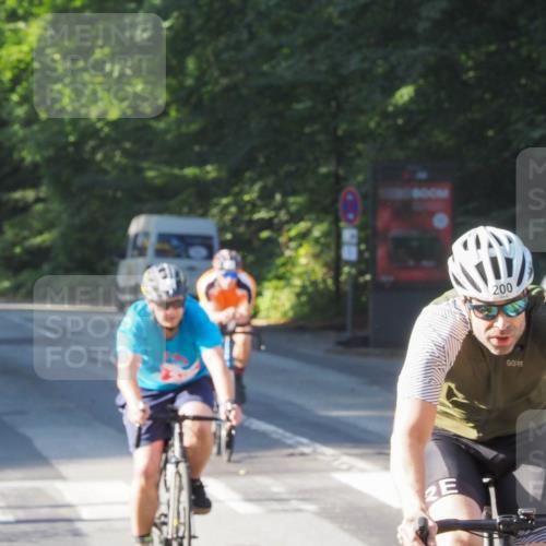 08.09.2024 - Stadtparktriathlon Zöllner http://msf.ph/oto/6984311 08.09.2024 09:51:49 Radfahren 193, 199, 200, 243 meine-sportfotos.de