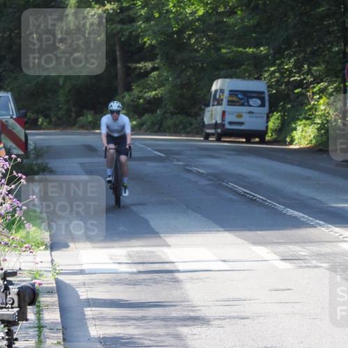 08.09.2024 - Stadtparktriathlon Zöllner http://msf.ph/oto/6984444 08.09.2024 09:52:13 Radfahren 188, 207, 226, 259 meine-sportfotos.de