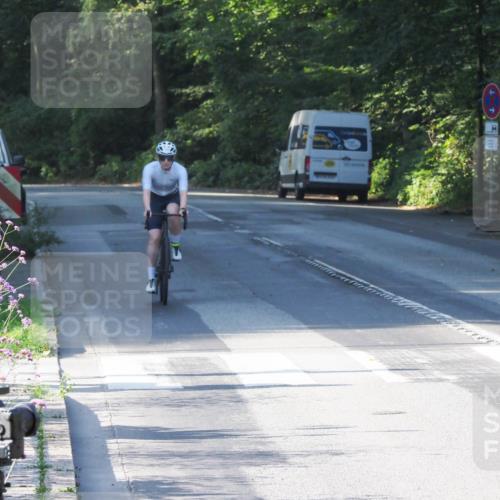 08.09.2024 - Stadtparktriathlon Zöllner http://msf.ph/oto/6984448 08.09.2024 09:52:13 Radfahren 188, 207, 226, 259 meine-sportfotos.de
