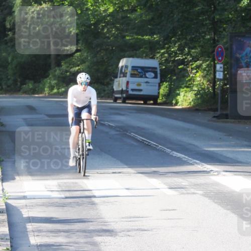 08.09.2024 - Stadtparktriathlon Zöllner http://msf.ph/oto/6984456 08.09.2024 09:52:14 Radfahren 188, 207, 259 meine-sportfotos.de