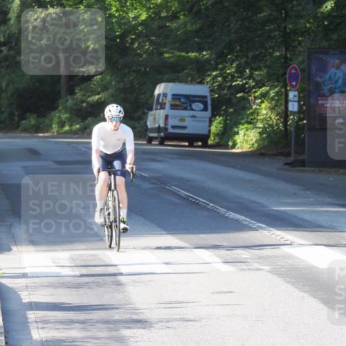 08.09.2024 - Stadtparktriathlon Zöllner http://msf.ph/oto/6984459 08.09.2024 09:52:14 Radfahren 188, 207, 259 meine-sportfotos.de