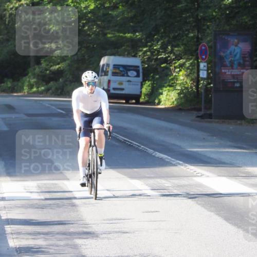08.09.2024 - Stadtparktriathlon Zöllner http://msf.ph/oto/6984464 08.09.2024 09:52:15 Radfahren 188, 207, 259 meine-sportfotos.de