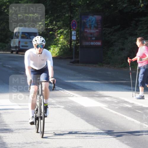 08.09.2024 - Stadtparktriathlon Zöllner http://msf.ph/oto/6984471 08.09.2024 09:52:16 Radfahren 188 meine-sportfotos.de