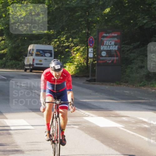 08.09.2024 - Stadtparktriathlon Zöllner http://msf.ph/oto/6984502 08.09.2024 09:52:28 Radfahren 257 meine-sportfotos.de