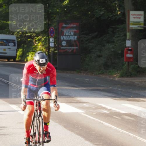 08.09.2024 - Stadtparktriathlon Zöllner http://msf.ph/oto/6984504 08.09.2024 09:52:28 Radfahren 257 meine-sportfotos.de