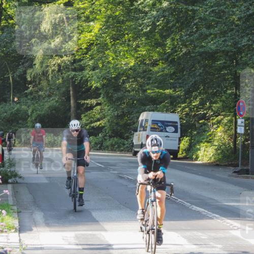 08.09.2024 - Stadtparktriathlon Zöllner http://msf.ph/oto/6984509 08.09.2024 09:52:39 Radfahren 220, 241, 258, 262 meine-sportfotos.de