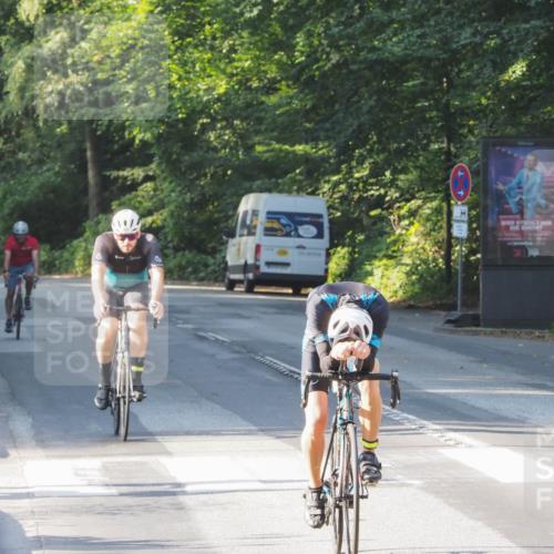 08.09.2024 - Stadtparktriathlon Zöllner http://msf.ph/oto/6984514 08.09.2024 09:52:39 Radfahren 220, 241, 258, 262 meine-sportfotos.de