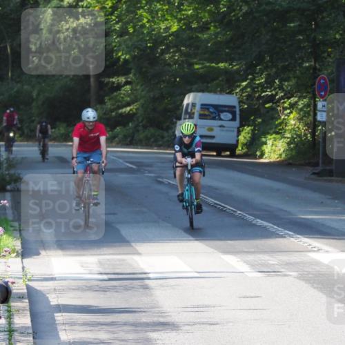 08.09.2024 - Stadtparktriathlon Zöllner http://msf.ph/oto/6984524 08.09.2024 09:52:42 Radfahren 220, 241, 258, 262 meine-sportfotos.de