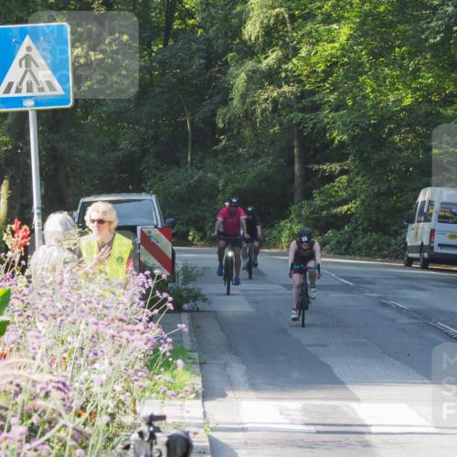 08.09.2024 - Stadtparktriathlon Zöllner http://msf.ph/oto/6984531 08.09.2024 09:52:47 Radfahren 141, 213, 215, 220, 262 meine-sportfotos.de