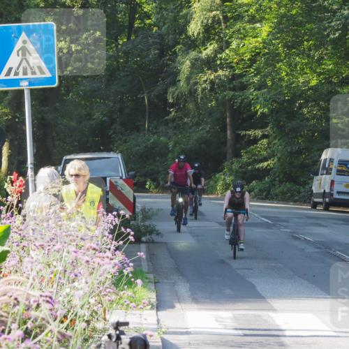 08.09.2024 - Stadtparktriathlon Zöllner http://msf.ph/oto/6984535 08.09.2024 09:52:48 Radfahren 141, 213, 215, 220, 262 meine-sportfotos.de