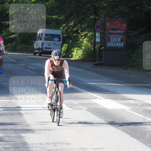 08.09.2024 - Stadtparktriathlon Zöllner http://msf.ph/oto/6984559 08.09.2024 09:52:51 Radfahren 141, 213, 215 meine-sportfotos.de