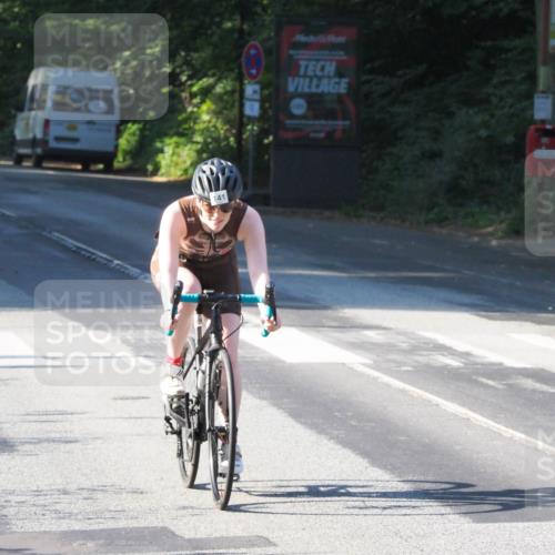 08.09.2024 - Stadtparktriathlon Zöllner http://msf.ph/oto/6984565 08.09.2024 09:52:52 Radfahren 141, 213, 215 meine-sportfotos.de