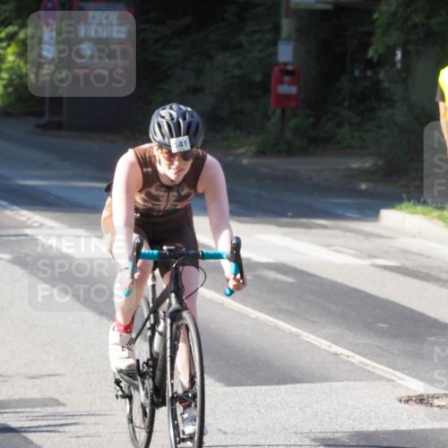 08.09.2024 - Stadtparktriathlon Zöllner http://msf.ph/oto/6984571 08.09.2024 09:52:52 Radfahren 141, 213, 215 meine-sportfotos.de