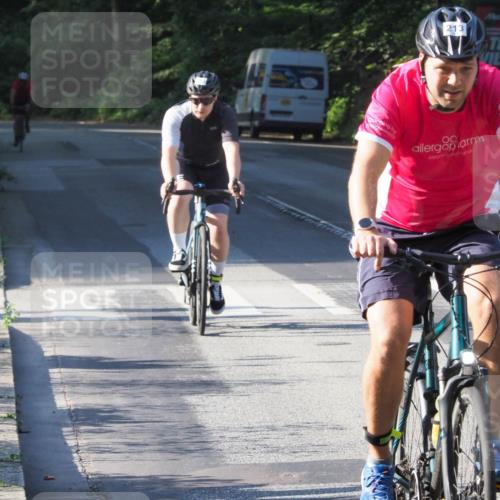 08.09.2024 - Stadtparktriathlon Zöllner http://msf.ph/oto/6984581 08.09.2024 09:52:55 Radfahren 141, 213, 215, 230 meine-sportfotos.de