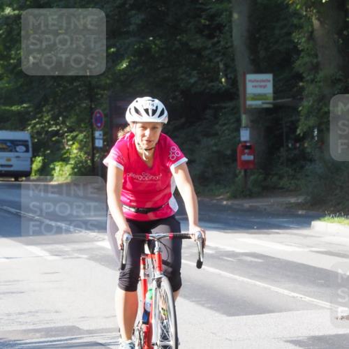 08.09.2024 - Stadtparktriathlon Zöllner http://msf.ph/oto/6984656 08.09.2024 09:54:00 Radfahren 214 meine-sportfotos.de