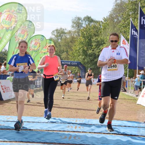 08.09.2024 - Airport Race Strokosch-Dieckow http://msf.ph/oto/6985795 08.09.2024 12:16:10 Ziel 225, 276, 1020, 2540, 2541, 2543, 2591, 2595, 2604, 2645, 2799, 2802, 2804, 2827, 2854, 3057 meine-sportfotos.de