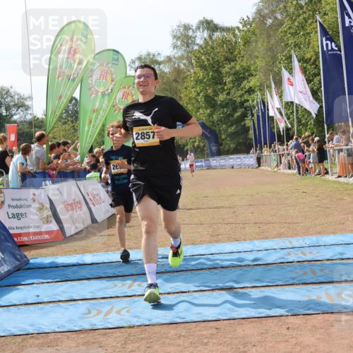 08.09.2024 - Airport Race Strokosch-Dieckow http://msf.ph/oto/6986218 08.09.2024 12:04:56 Ziel 687, 2666, 2845, 2857 meine-sportfotos.de