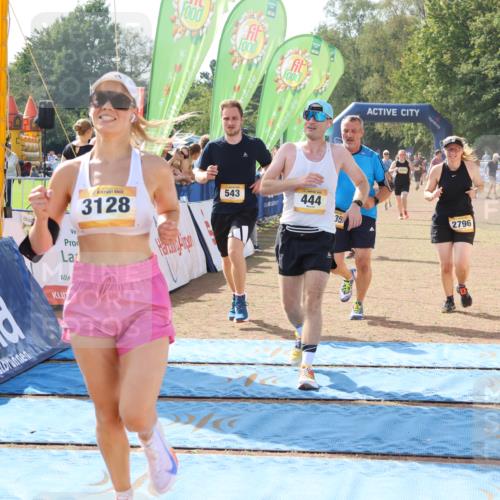 08.09.2024 - Airport Race Strokosch-Dieckow http://msf.ph/oto/6986594 08.09.2024 12:18:31 Ziel 38, 444, 492, 543, 2554, 2635, 2754, 2796, 3018, 3128 meine-sportfotos.de