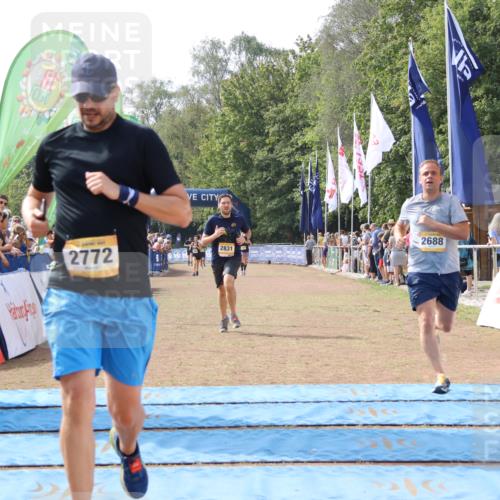 08.09.2024 - Airport Race Strokosch-Dieckow http://msf.ph/oto/6986678 08.09.2024 12:07:10 Ziel 2688, 2772, 2831 meine-sportfotos.de