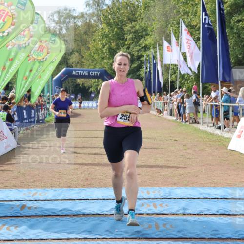 08.09.2024 - Airport Race Strokosch-Dieckow http://msf.ph/oto/6986828 08.09.2024 12:08:15 Ziel 2518, 2559, 3093 meine-sportfotos.de