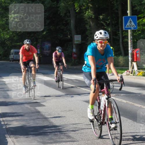 08.09.2024 - Stadtparktriathlon Zöllner http://msf.ph/oto/6987163 08.09.2024 09:54:32 Radfahren 192, 195, 206, 228, 238, 244 meine-sportfotos.de