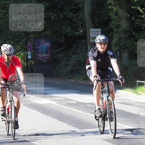 08.09.2024 - Stadtparktriathlon Zöllner http://msf.ph/oto/6987203 08.09.2024 09:56:23 Radfahren 209, 231 meine-sportfotos.de