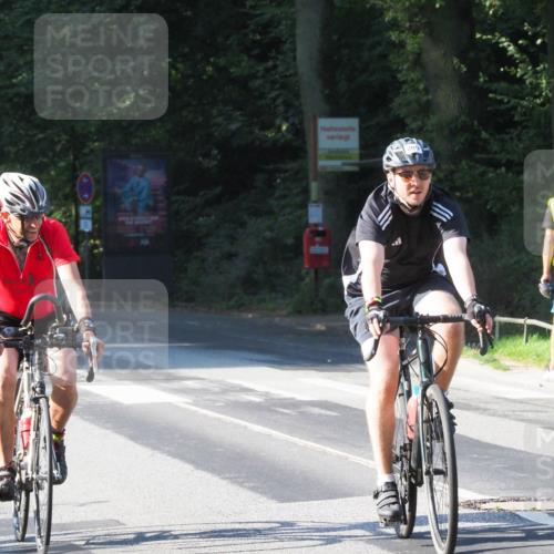 08.09.2024 - Stadtparktriathlon Zöllner http://msf.ph/oto/6987205 08.09.2024 09:56:23 Radfahren 209, 231 meine-sportfotos.de