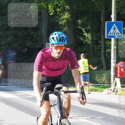 08.09.2024 - Stadtparktriathlon Zöllner http://msf.ph/oto/6987364 08.09.2024 09:59:13 Radfahren 207, 226, 256, 261 meine-sportfotos.de