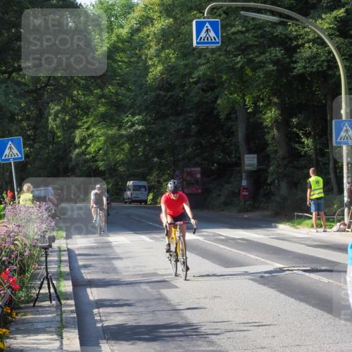08.09.2024 - Stadtparktriathlon Zöllner http://msf.ph/oto/6987417 08.09.2024 10:00:01 Radfahren 204, 215, 222, 259, 262 meine-sportfotos.de