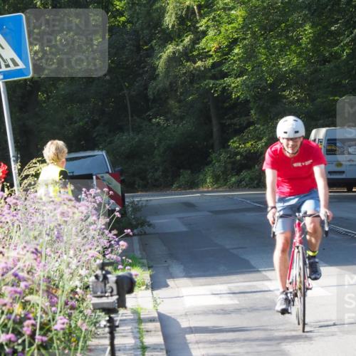 08.09.2024 - Stadtparktriathlon Zöllner http://msf.ph/oto/6987467 08.09.2024 10:00:48 Radfahren 220, 255 meine-sportfotos.de