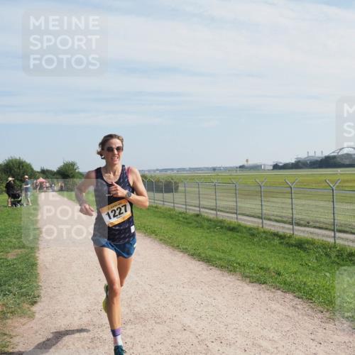 08.09.2024 - Airport Race Miley Keyser http://msf.ph/oto/6987509 08.09.2024 11:54:04 Laufen OLYMPUS, DIGITAL, CAMERA meine-sportfotos.de