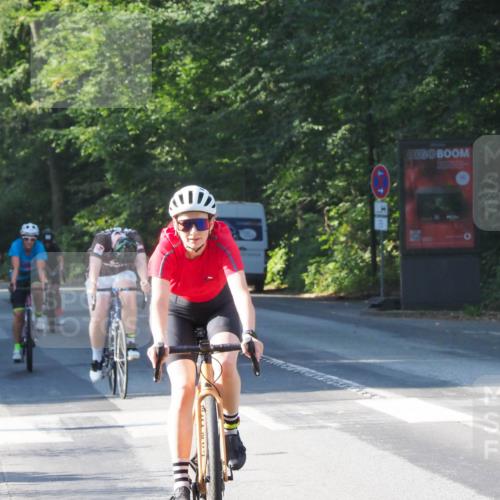 08.09.2024 - Stadtparktriathlon Zöllner http://msf.ph/oto/6987524 08.09.2024 10:01:35 Radfahren 186, 192, 195, 228, 237, 238, 244 meine-sportfotos.de