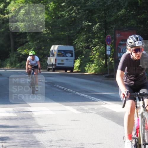 08.09.2024 - Stadtparktriathlon Zöllner http://msf.ph/oto/6987553 08.09.2024 10:01:41 Radfahren 186, 192, 195, 237, 244 meine-sportfotos.de