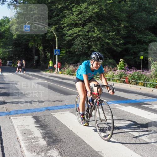08.09.2024 - Stadtparktriathlon Zöllner http://msf.ph/oto/6987720 08.09.2024 10:03:37 Radfahren 242 meine-sportfotos.de