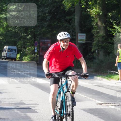 08.09.2024 - Stadtparktriathlon Zöllner http://msf.ph/oto/6987724 08.09.2024 10:04:08 Radfahren 191, 227 meine-sportfotos.de